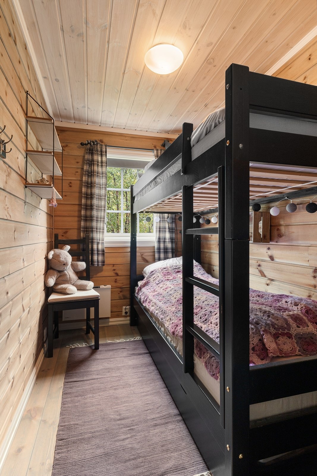 Soverom 3 i 1 etasje er perfekt for de minste. Galleribilde