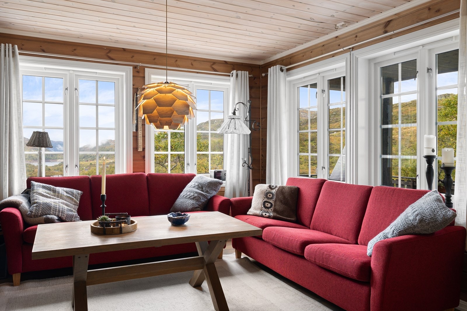 Her kan man sitte i sofakroken og nye omgivelsene. Galleribilde