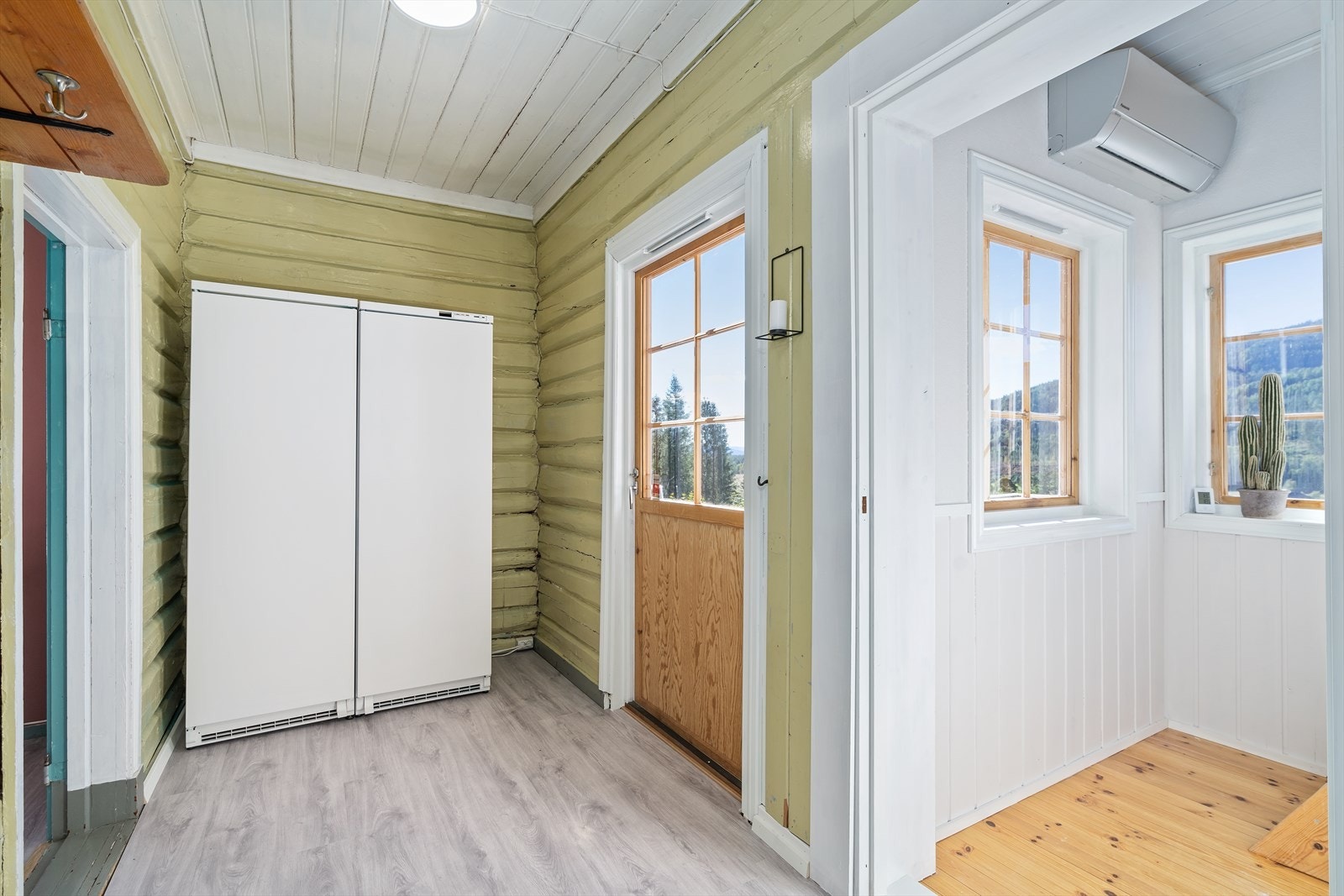 Gang med adkomst til terrasse Galleribilde