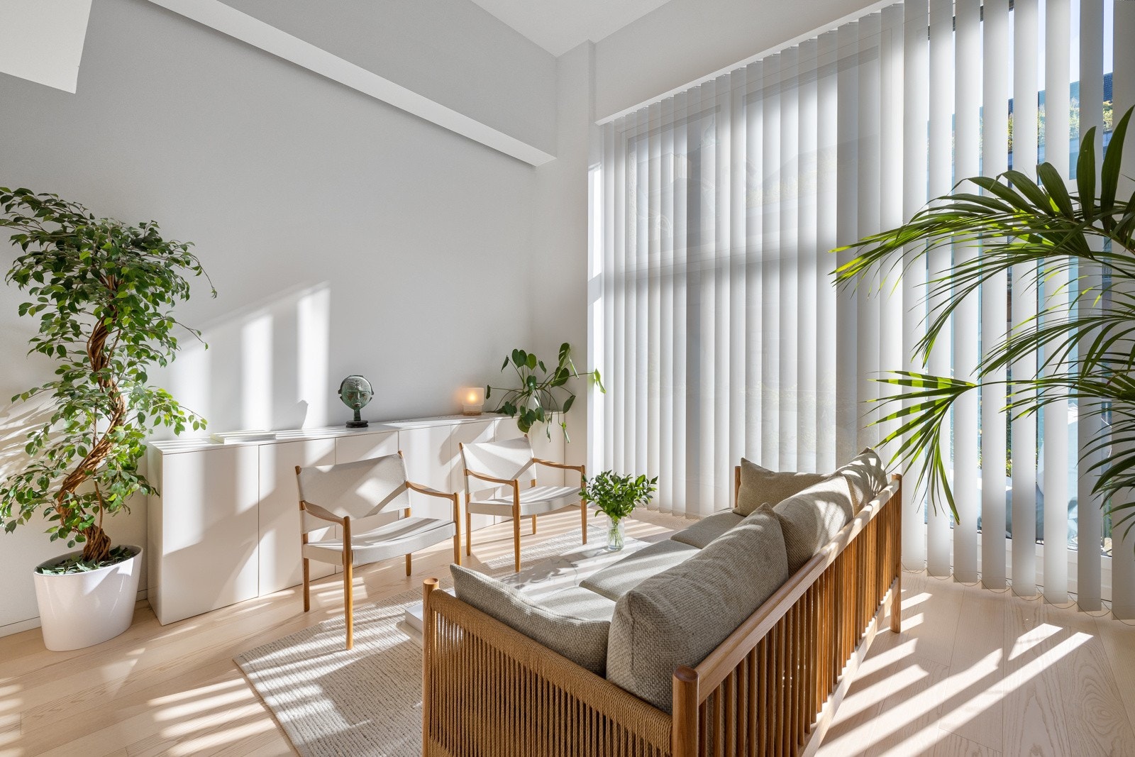 Arkitektens visjon var å skape en blanding av japansk og skandinavisk minimalisme. Galleribilde