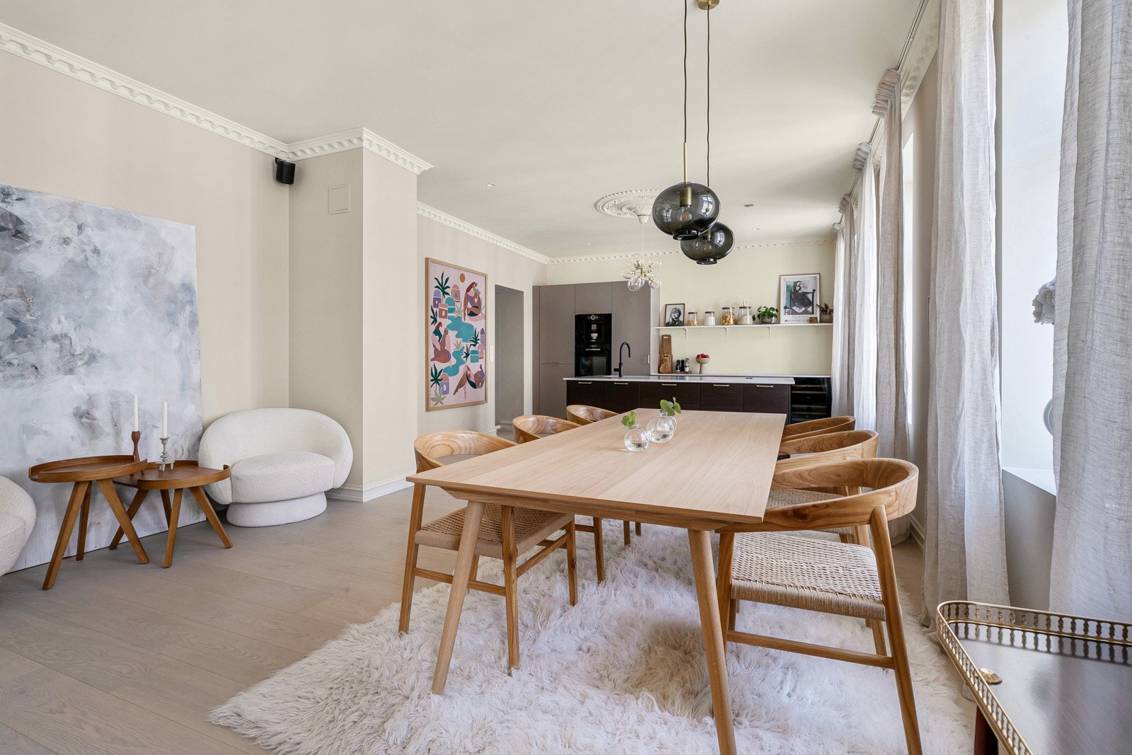 Stuen har god plass til flere soner Galleribilde