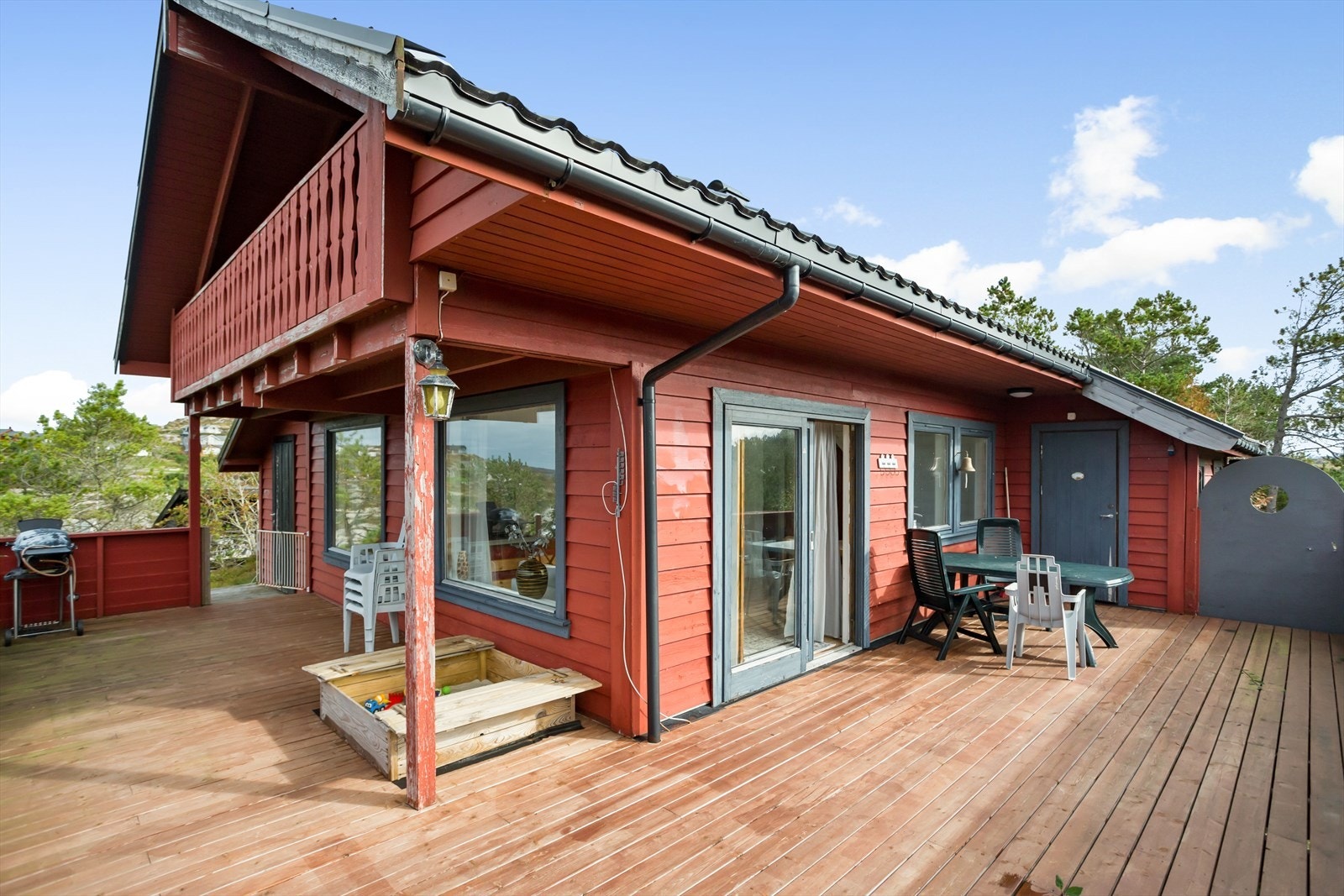 Terrassen i sin helhet. Galleribilde