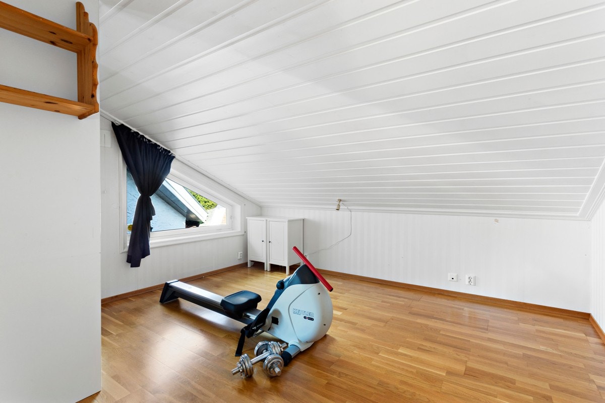 Dette rommet har blitt benyttet som soverom og trimrom av dagens eier. Galleribilde