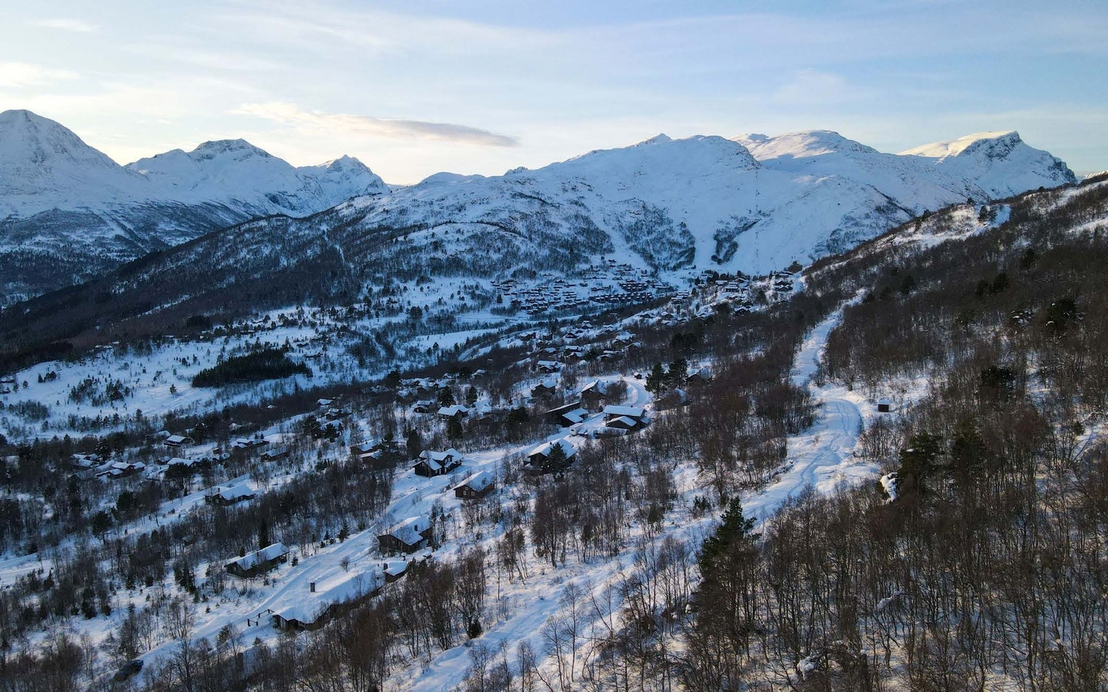 Ringstadsætra Hyttegrend sett fra nordøst. Galleribilde