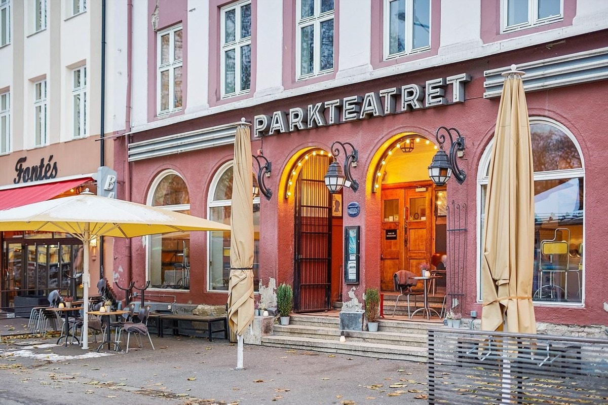 Grünerløkka er kjent for å ha et rikt kulturliv og kan by på kjente kulturscener som blant annet Parkteateret. Galleribilde