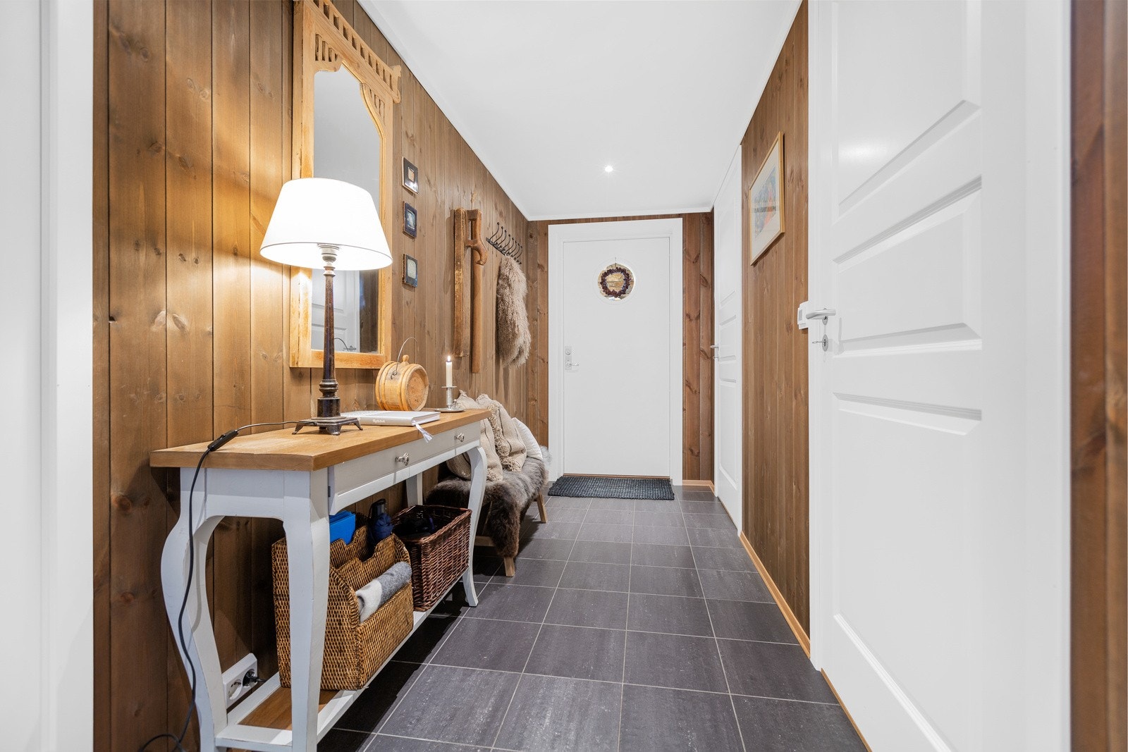 Langbakkgutua 3b (9) Galleribilde