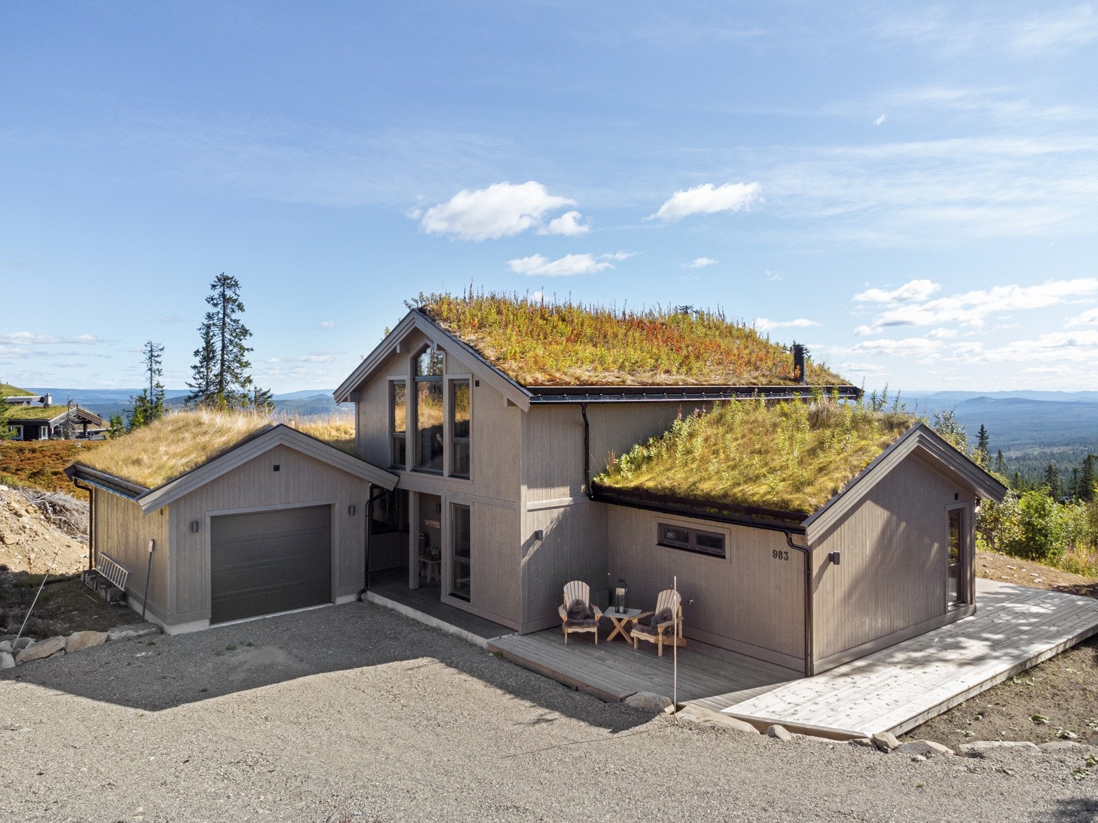 Hytta ble tilbygget, utvidet og modernisert i perioden 2019 til 2021. Alt er nytt bortsett fra tak og reisverk. Galleribilde