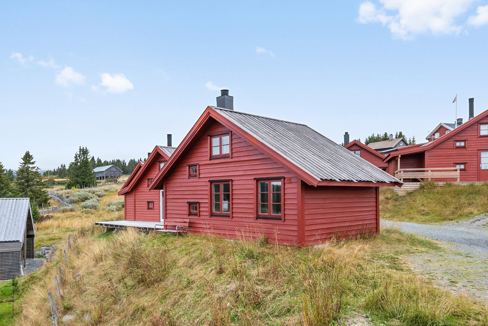 Velkommen til Nordsetervegen 1332 i. Sentral beliggenhet på Nordseter. Galleribilde