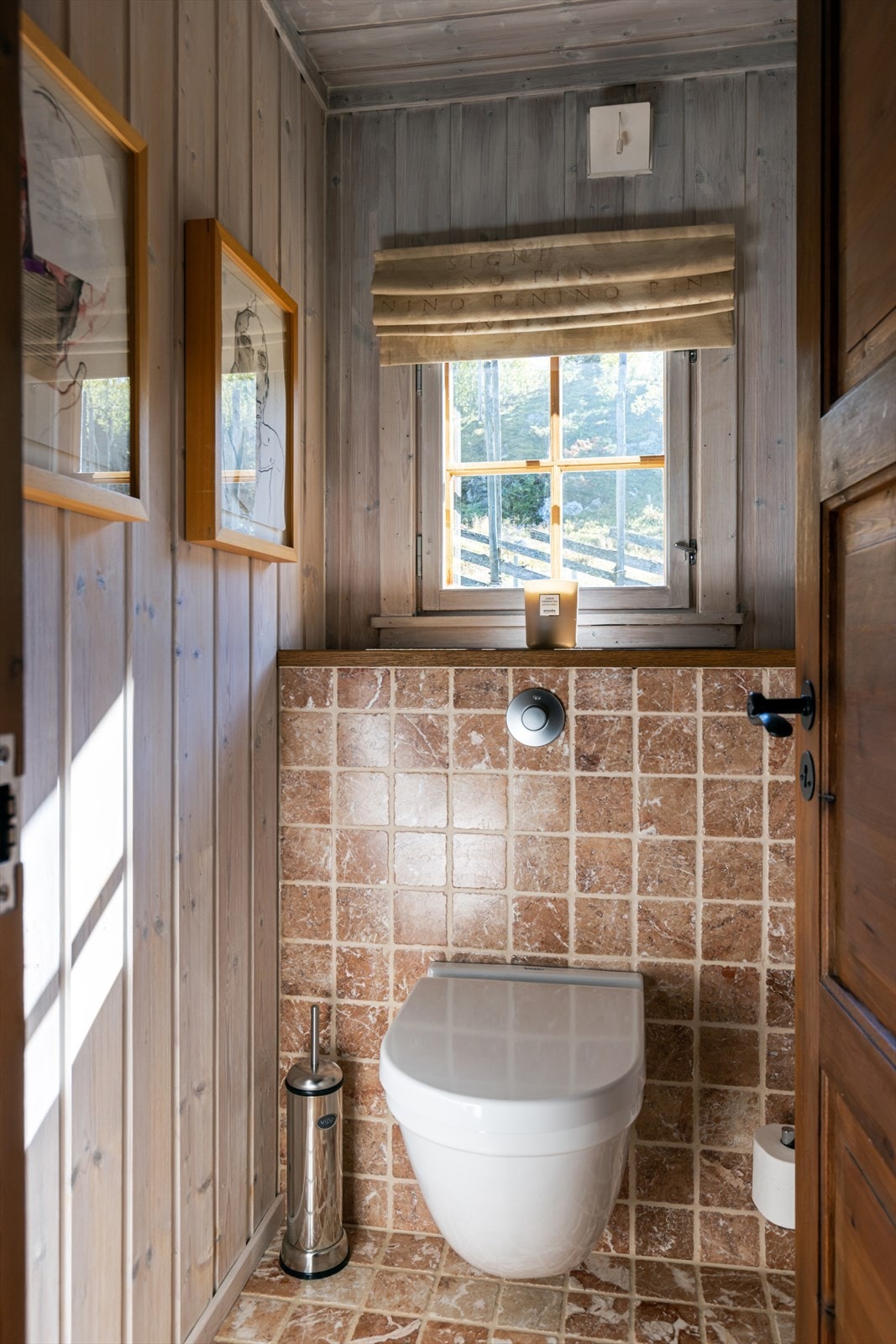 Separat toalett. Galleribilde