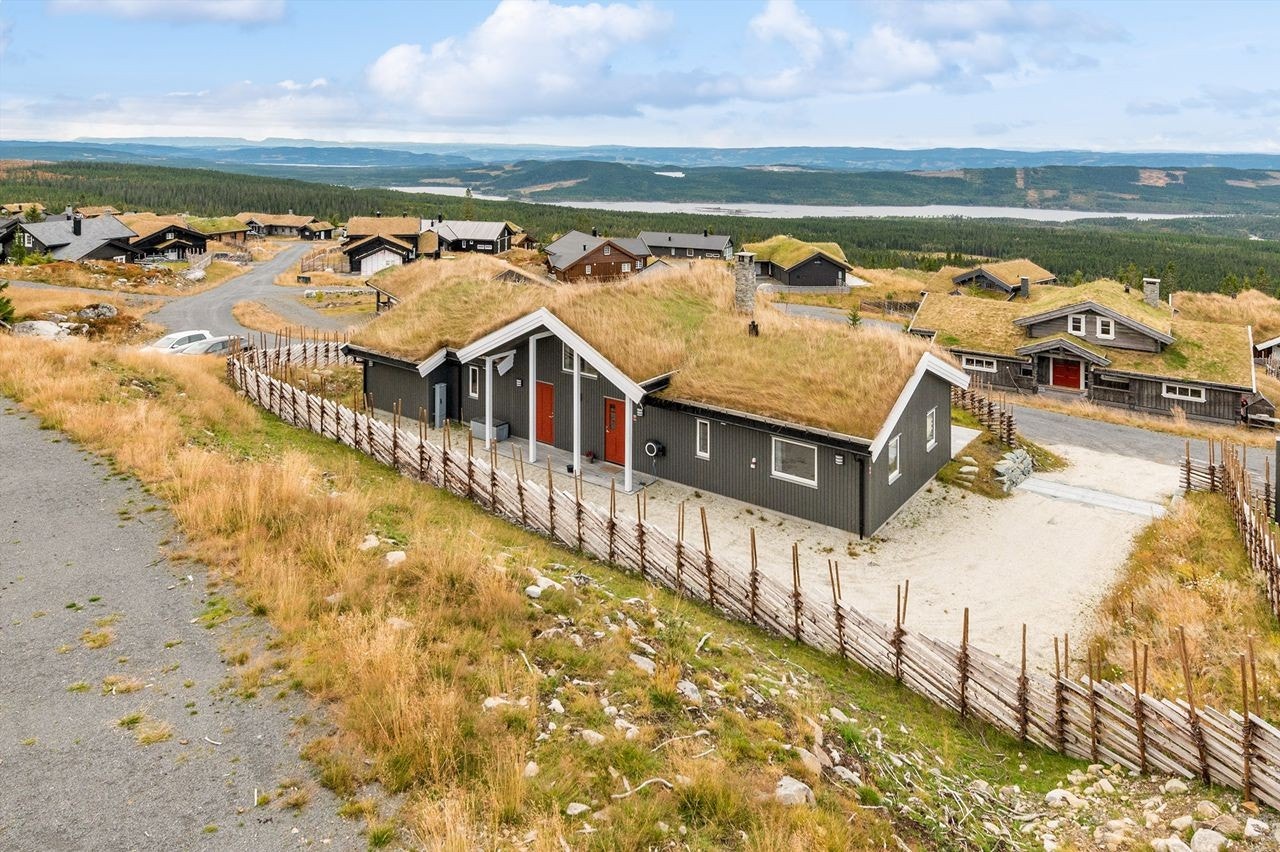 Tiltalende, påkostet hytte med flott beliggenhet Galleribilde
