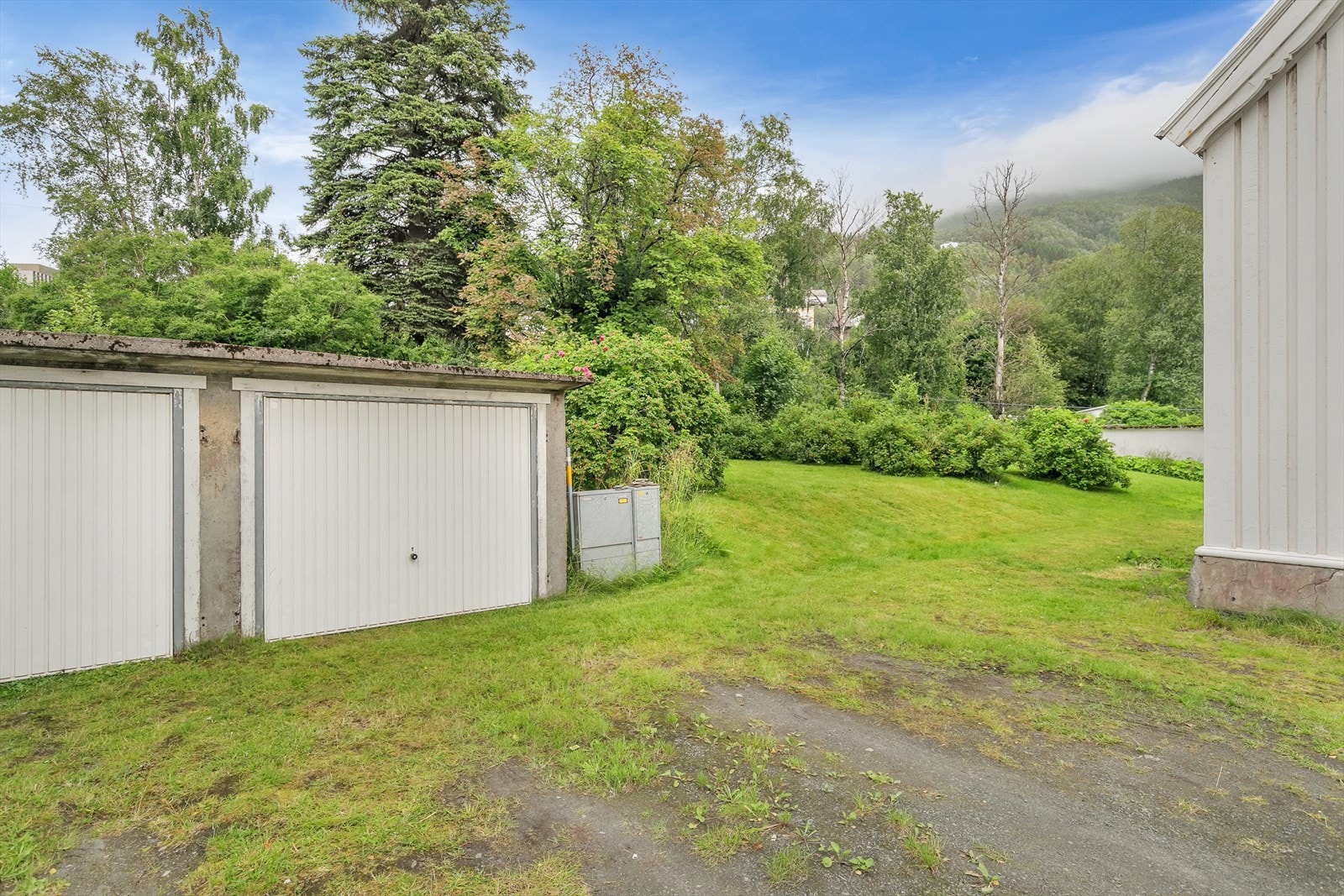 Egen del av garasje Galleribilde