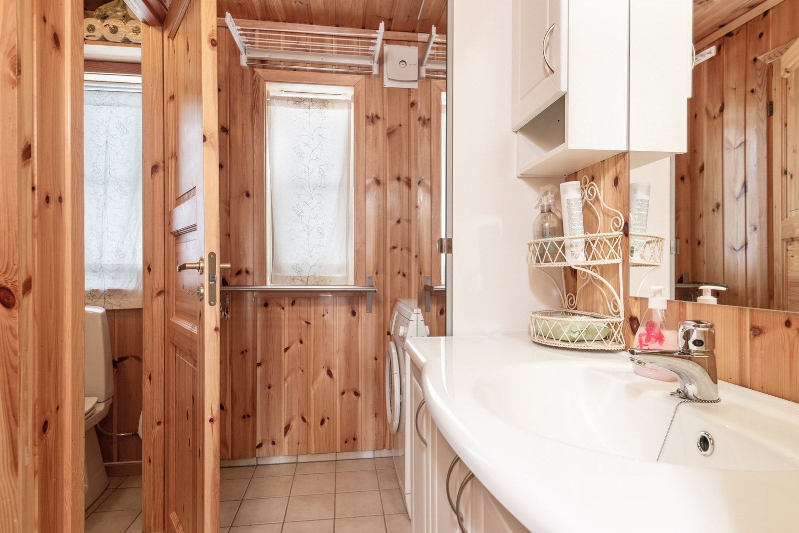 Bad i hovedetasjen Galleribilde