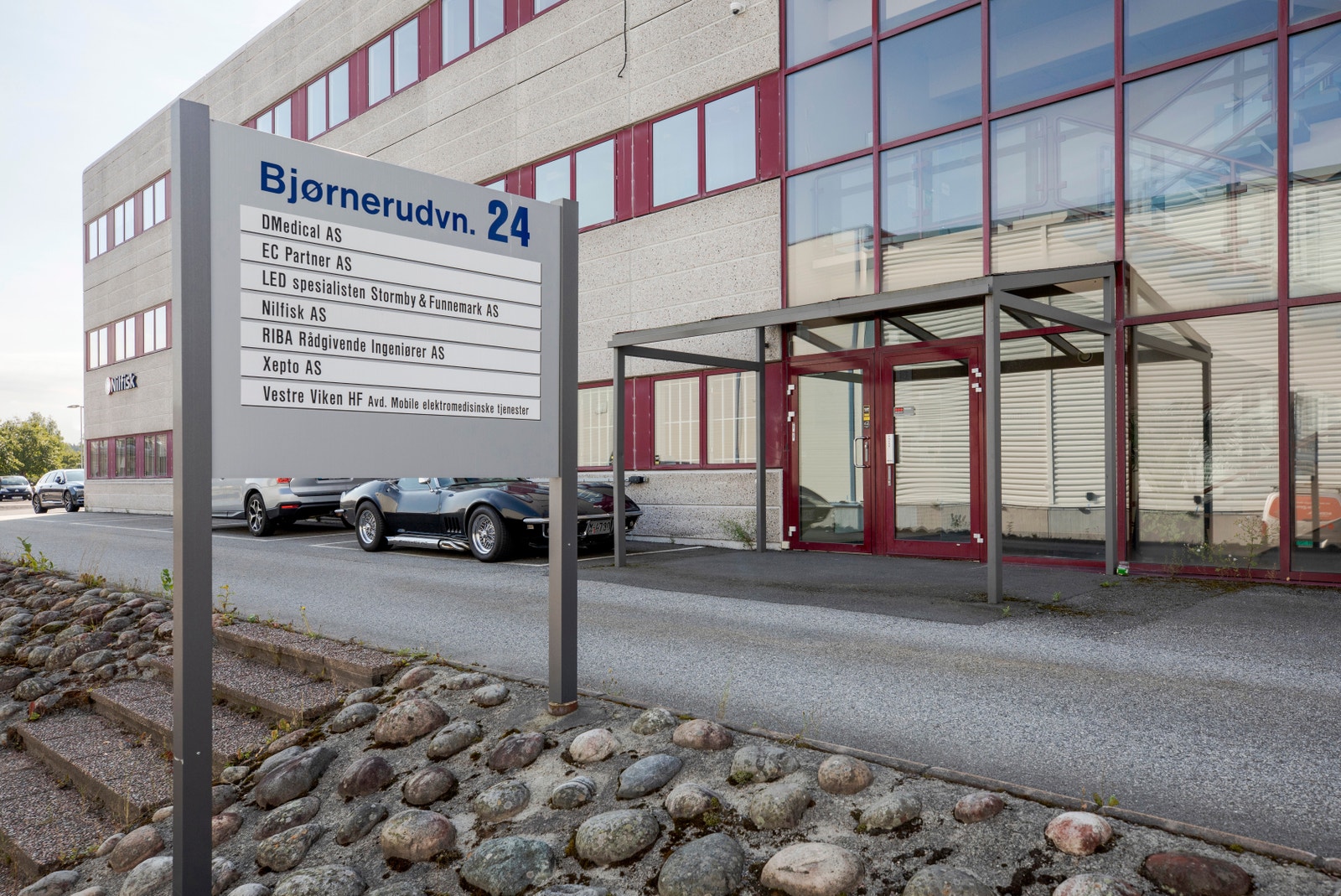 Inngangsparti. Galleribilde