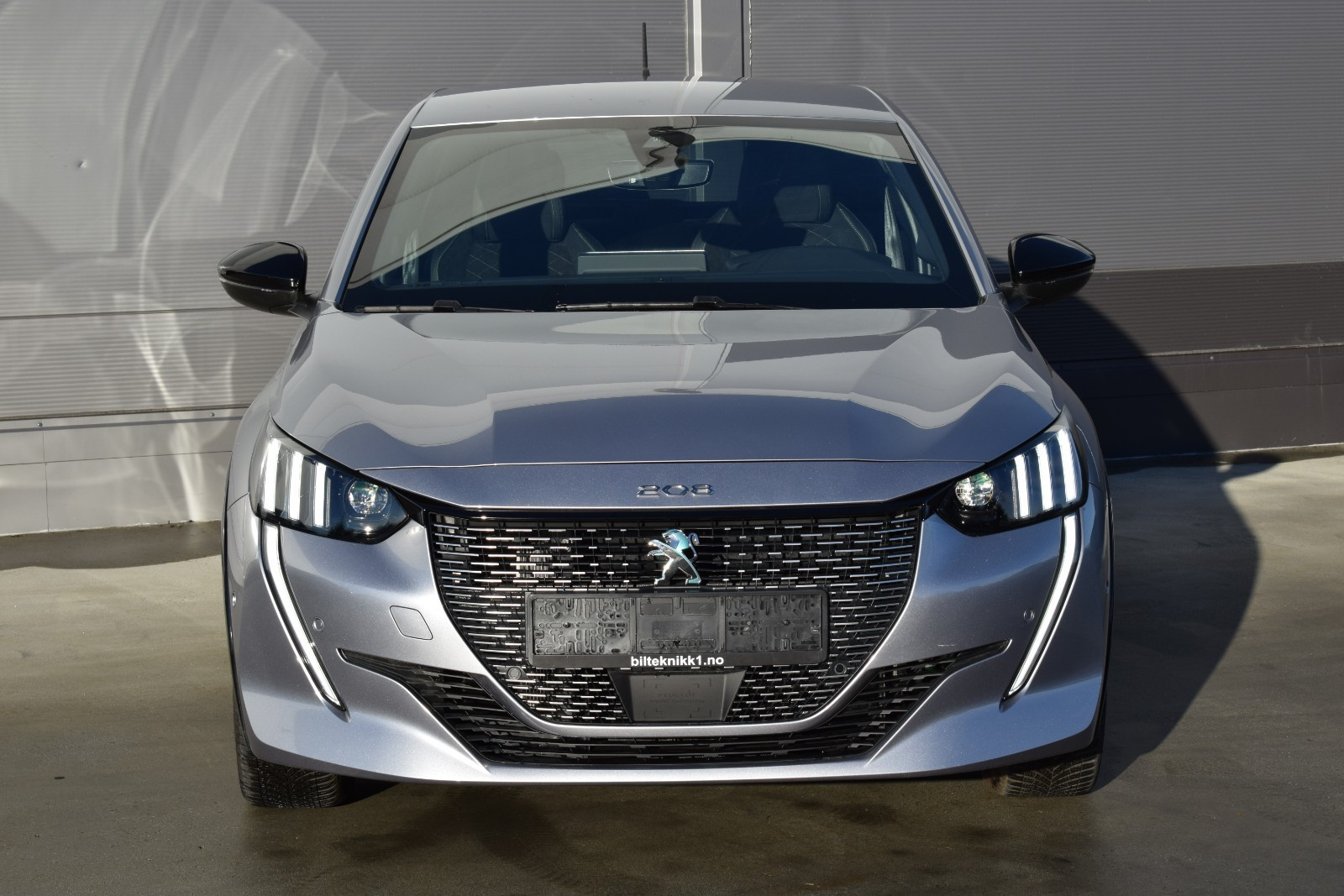 Peugeot E208 GT
