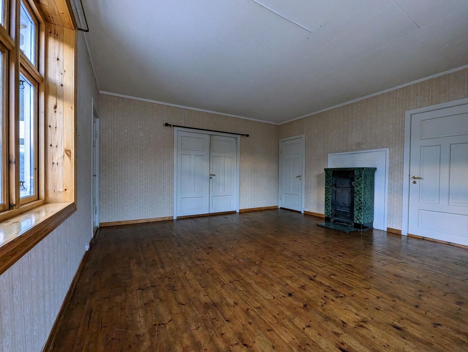 1. etasje: bestestove Galleribilde