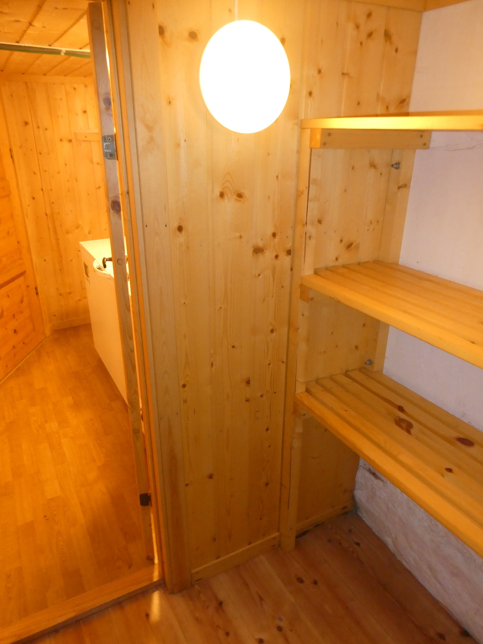 Matrom/bod kjeller Galleribilde