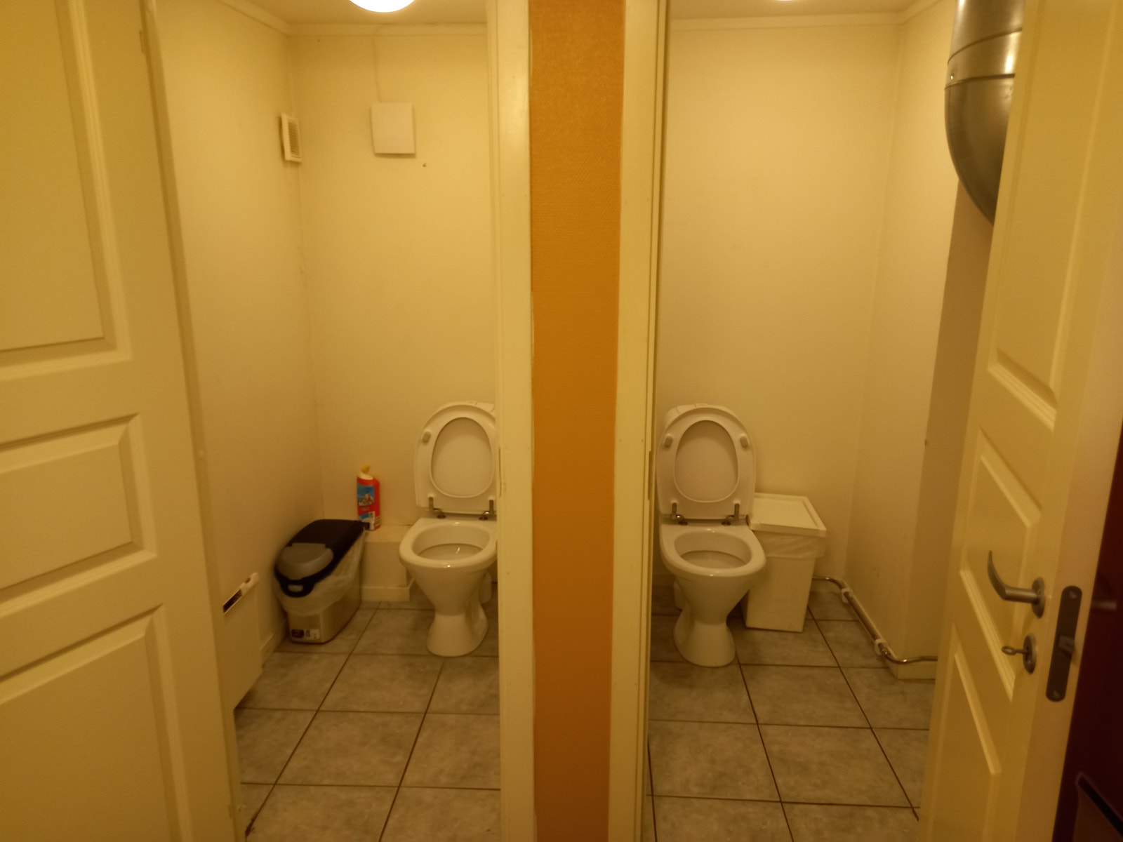 wc kjeller etasje Galleribilde