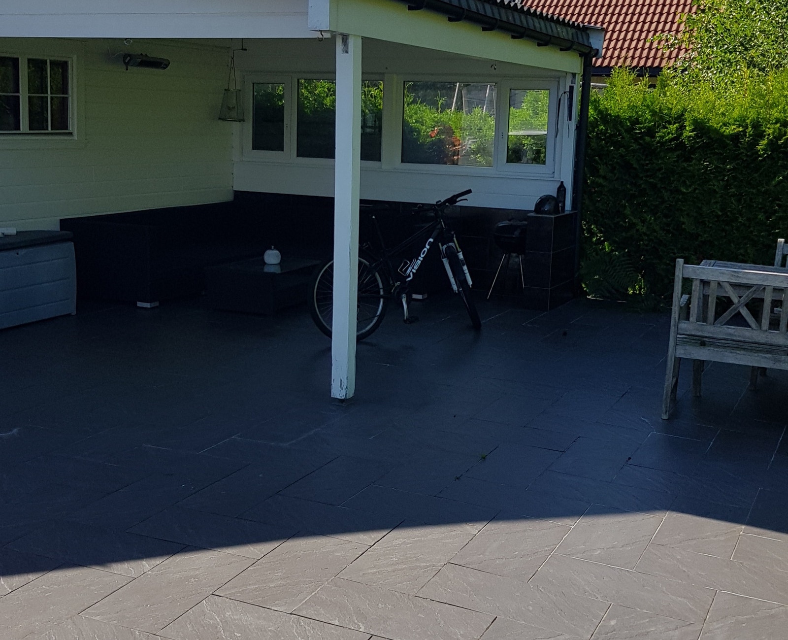 Uteplass Galleribilde