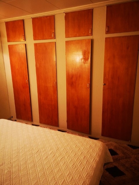Garderobeskap i soverom 2 Galleribilde