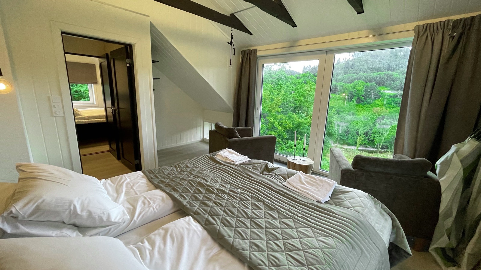 master bedroom Galleribilde
