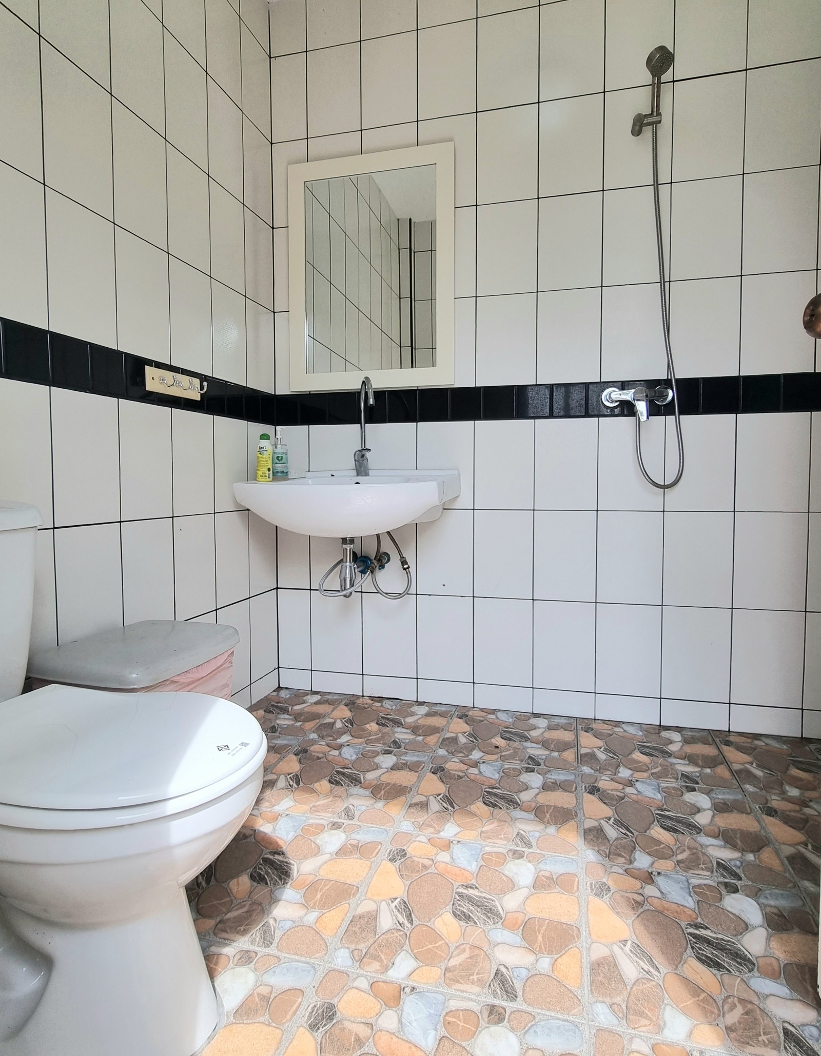 Bad 4 (ute) Galleribilde