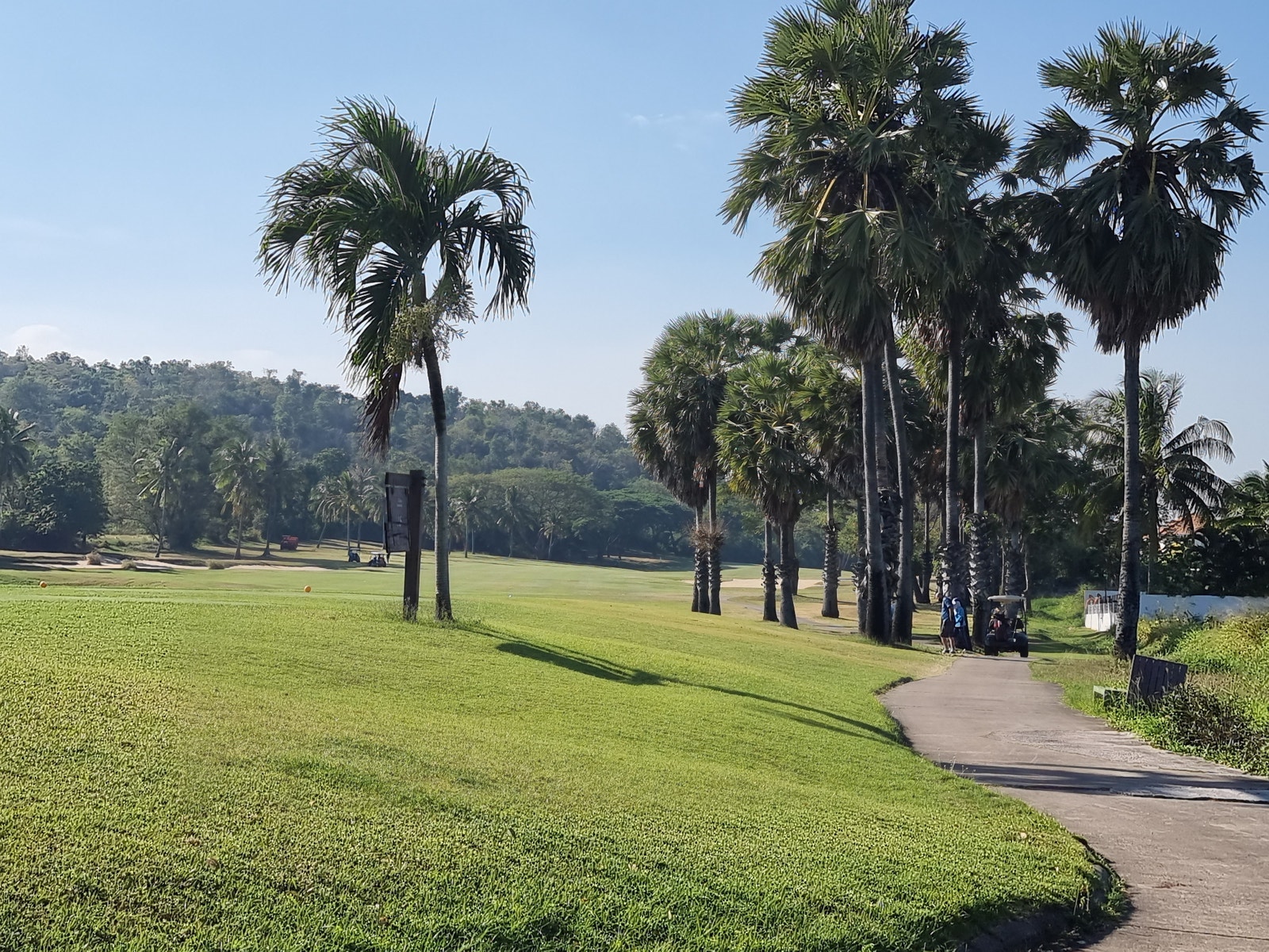 18 hulls golfbane Galleribilde