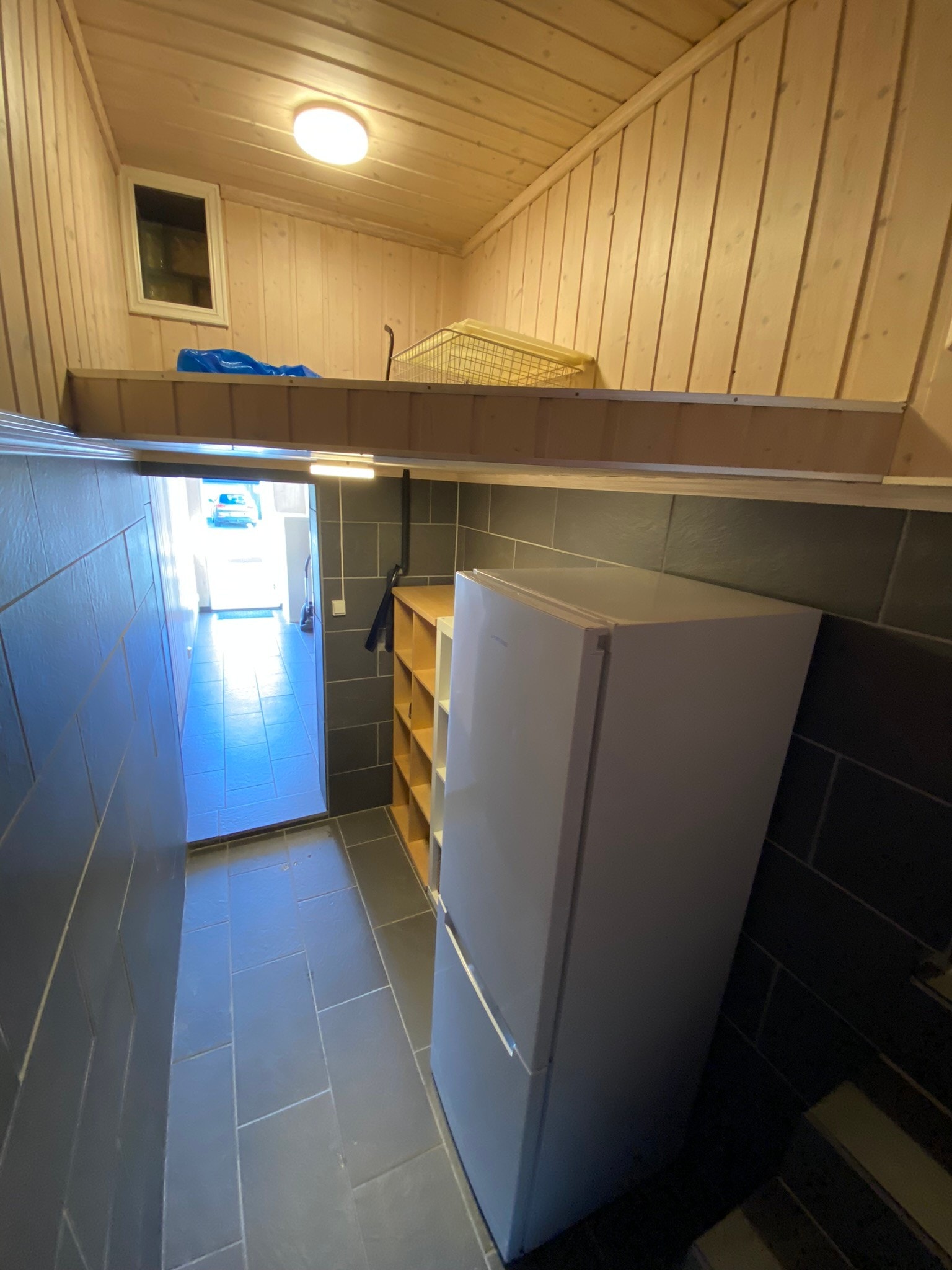 Gode lagringsmuligheter i stor felles gang Galleribilde