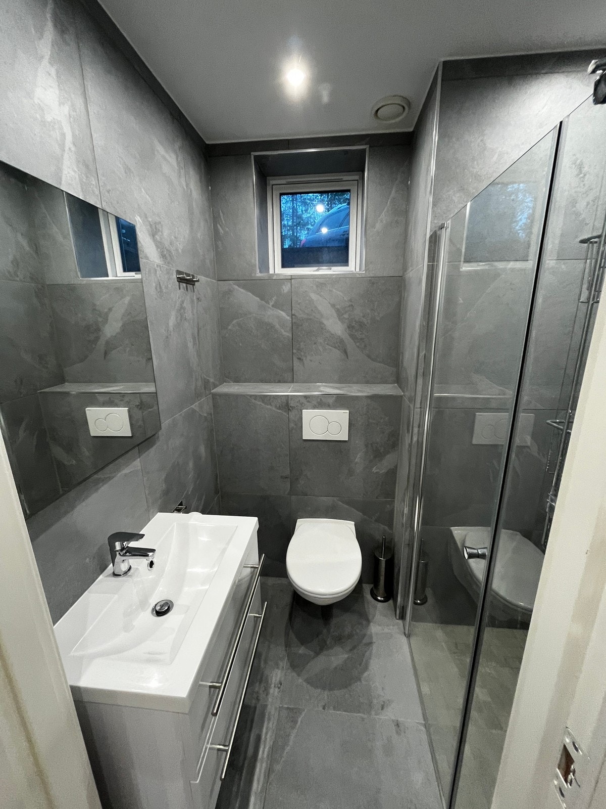 Badet Galleribilde