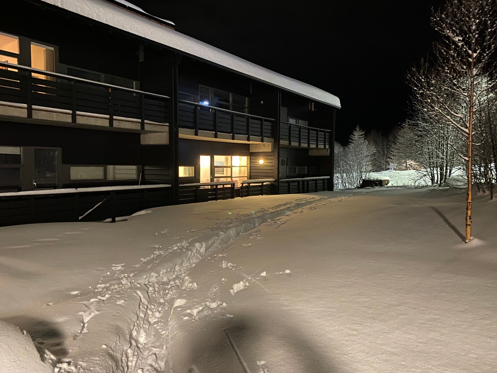 Opplyst leilighet - vinterkveld Galleribilde