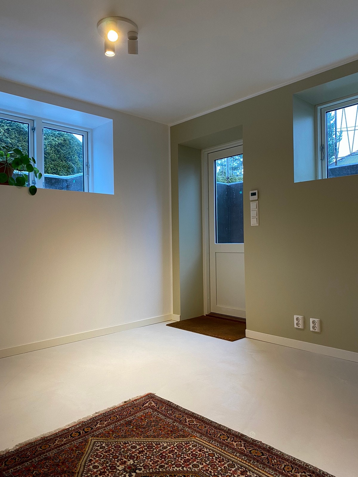 Vannbåren varme i gulv og mye lys Galleribilde