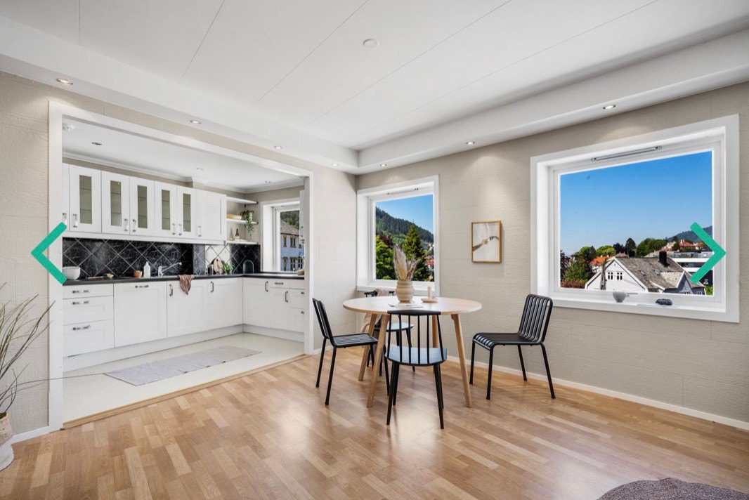 Åpen kjøkkenløsning (eldre plantegning viser lukket løsning, men det har blitt åpnet opp) Galleribilde