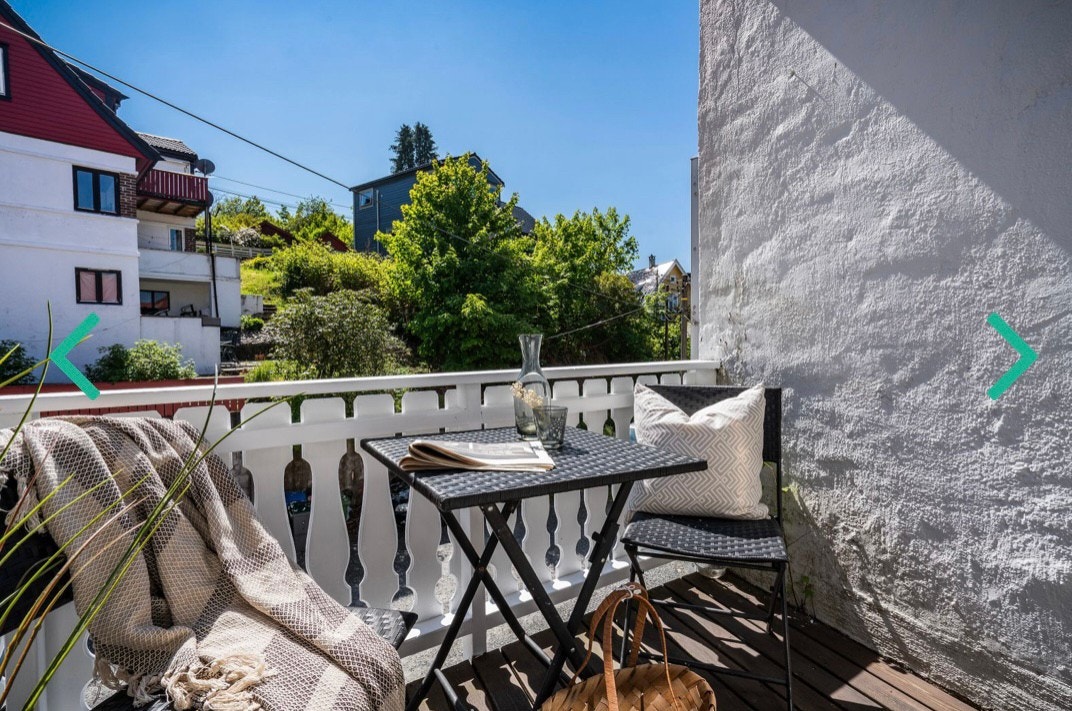 Koselig terrasse på bakside Galleribilde