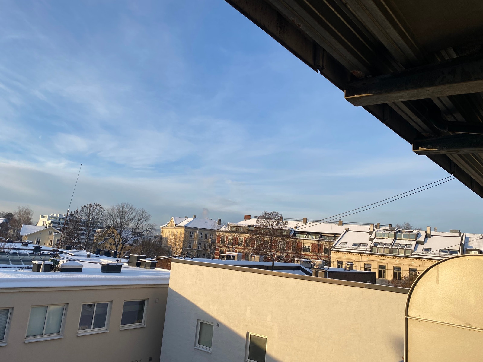 På balkongen mot nordvest Galleribilde
