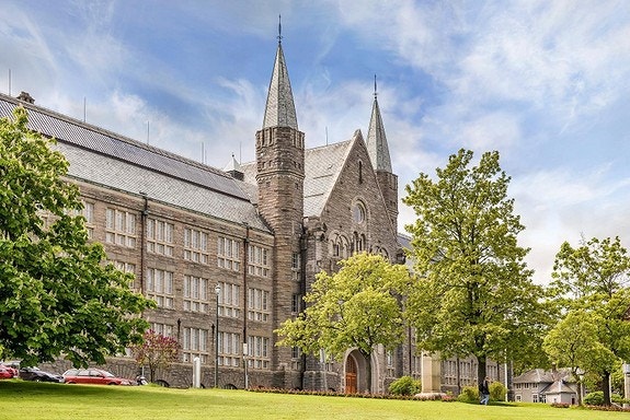 Nært NTNU Galleribilde