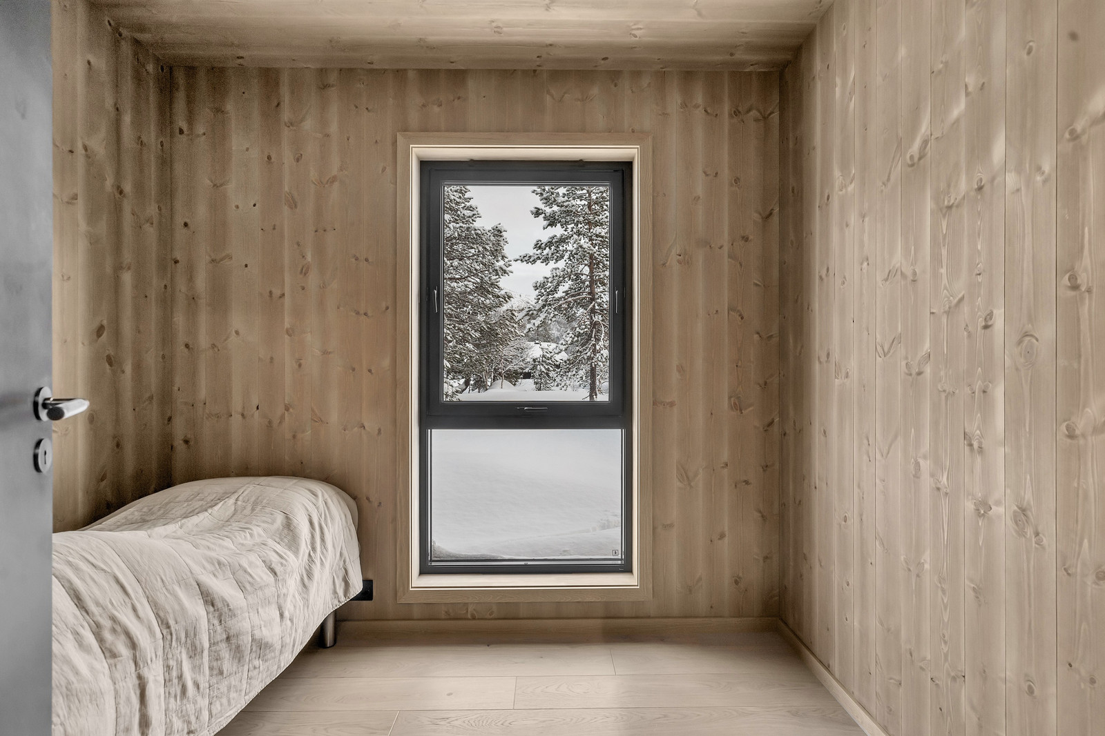 Image #39 Innholdsrik arkitekttegnet hytte på stor tomt - Smarthytte med varmepumpe