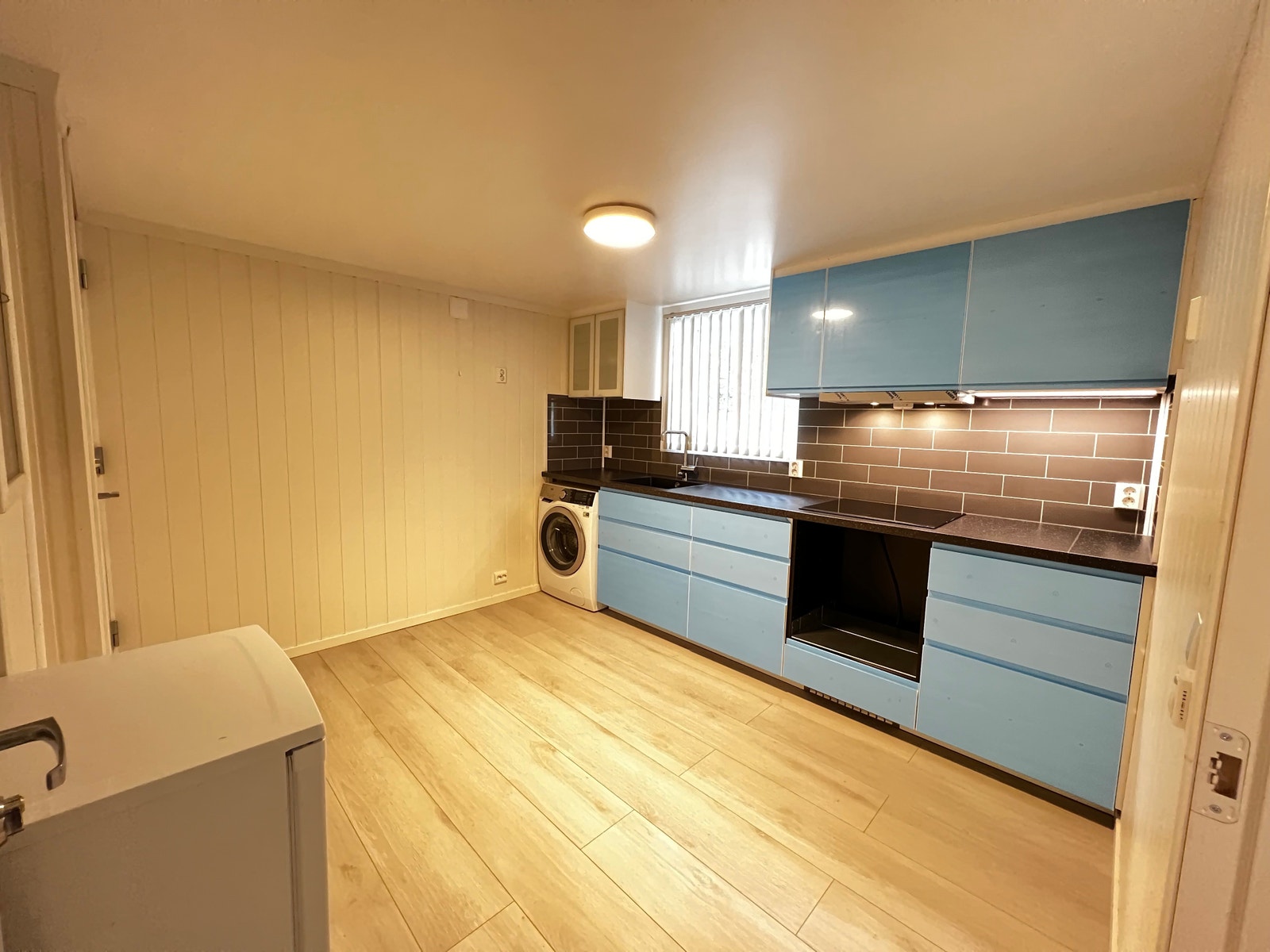 Leilighet 2: Åpen stue- og kjøkkenløsning – moderne og innbydende. Galleribilde