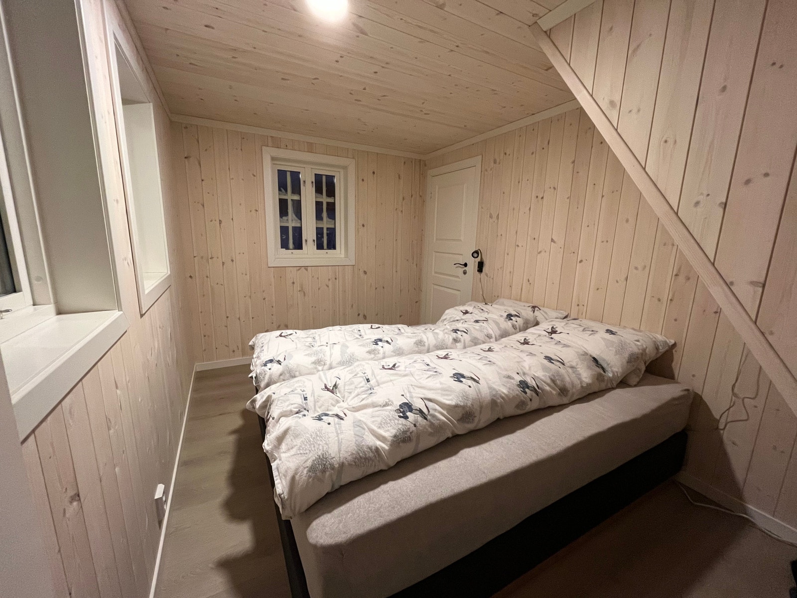 Soverom 1 i 1.etg. Galleribilde