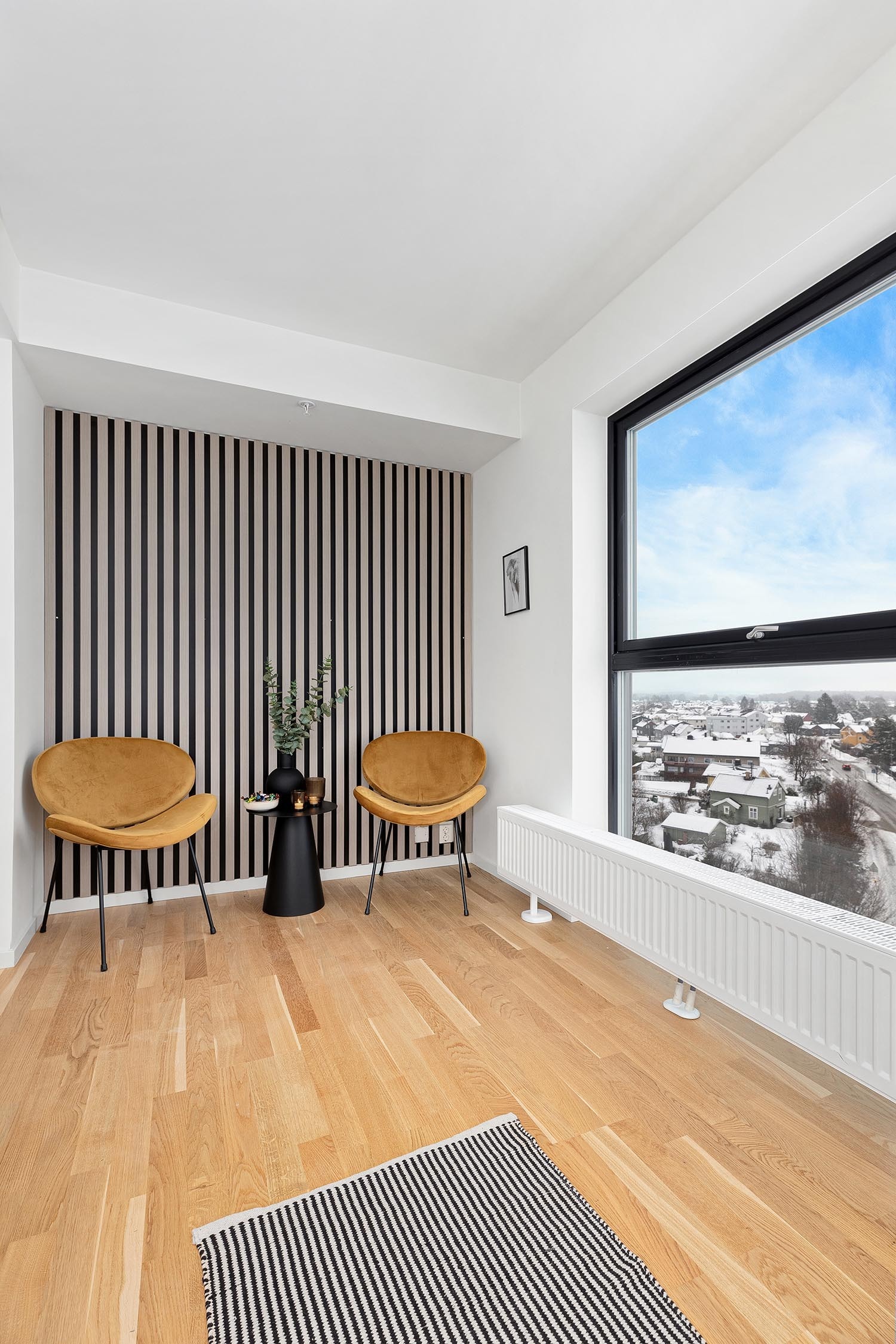 Denne delen kan både brukes som en kontorplass eller en sosial krok (Planløsning 1) Galleribilde
