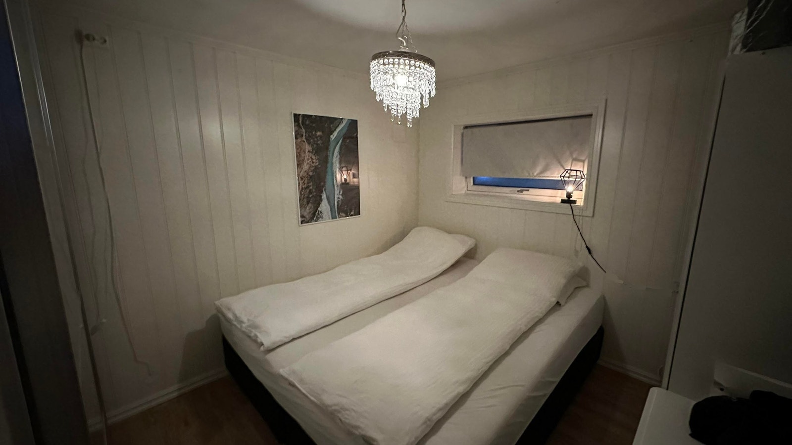 Soverom nr 1 med plass for dobbeltseng Galleribilde
