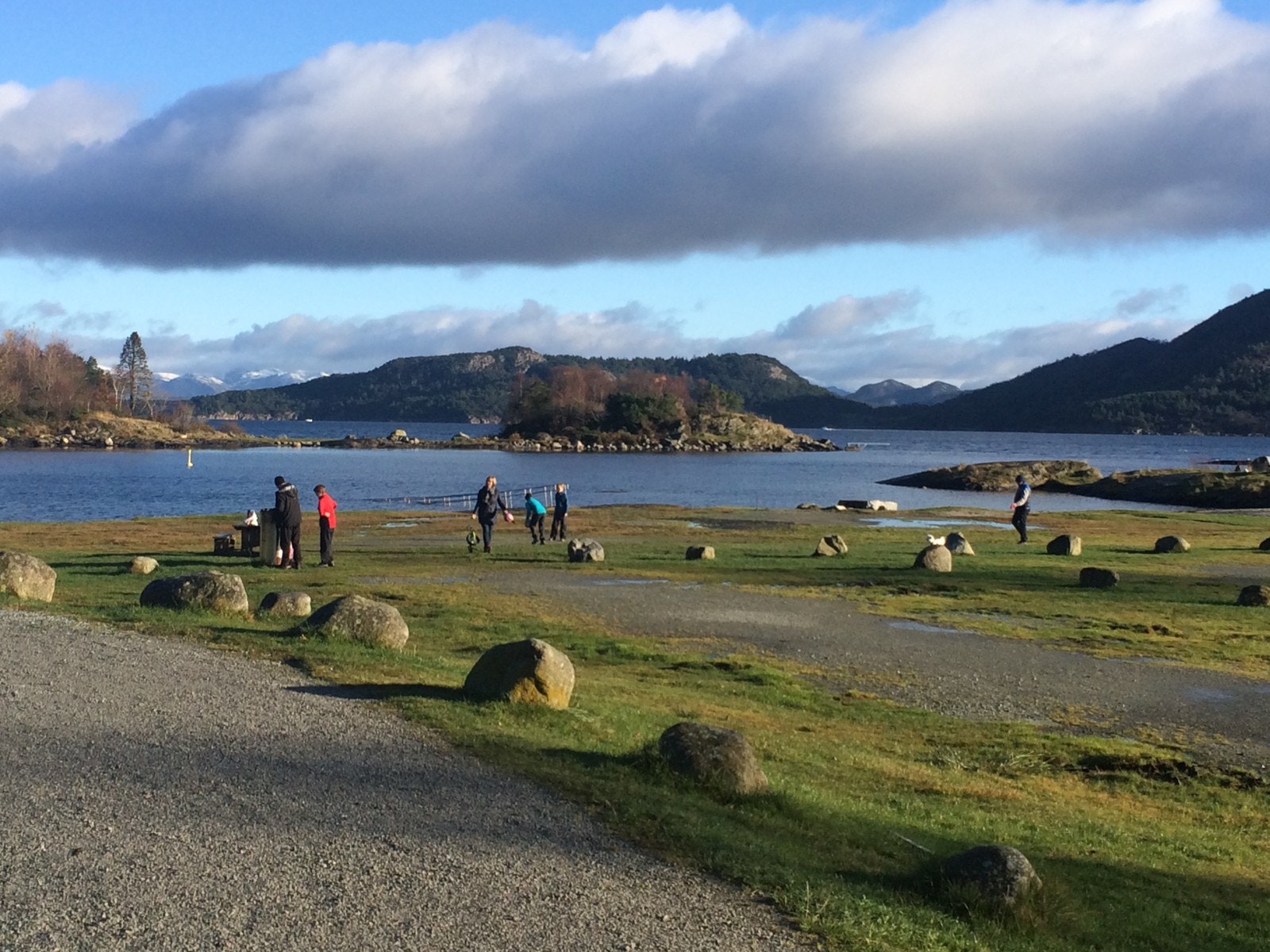 Vaulen friområde og badestrand innen gangavstand Galleribilde