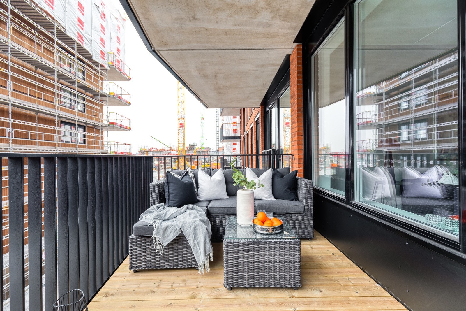 Det er tillatt med gass- eller elektrisk grill på balkongen. Galleribilde