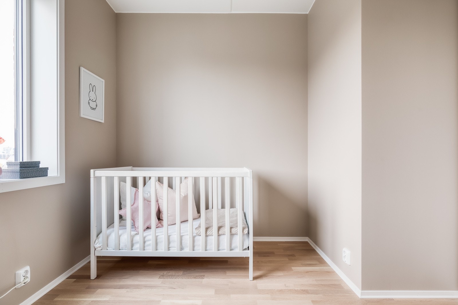 Dette rommet er godt eget til barnerom, gjesterom eller kontor. Galleribilde