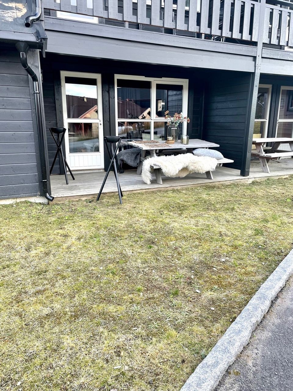 Uteplass Galleribilde