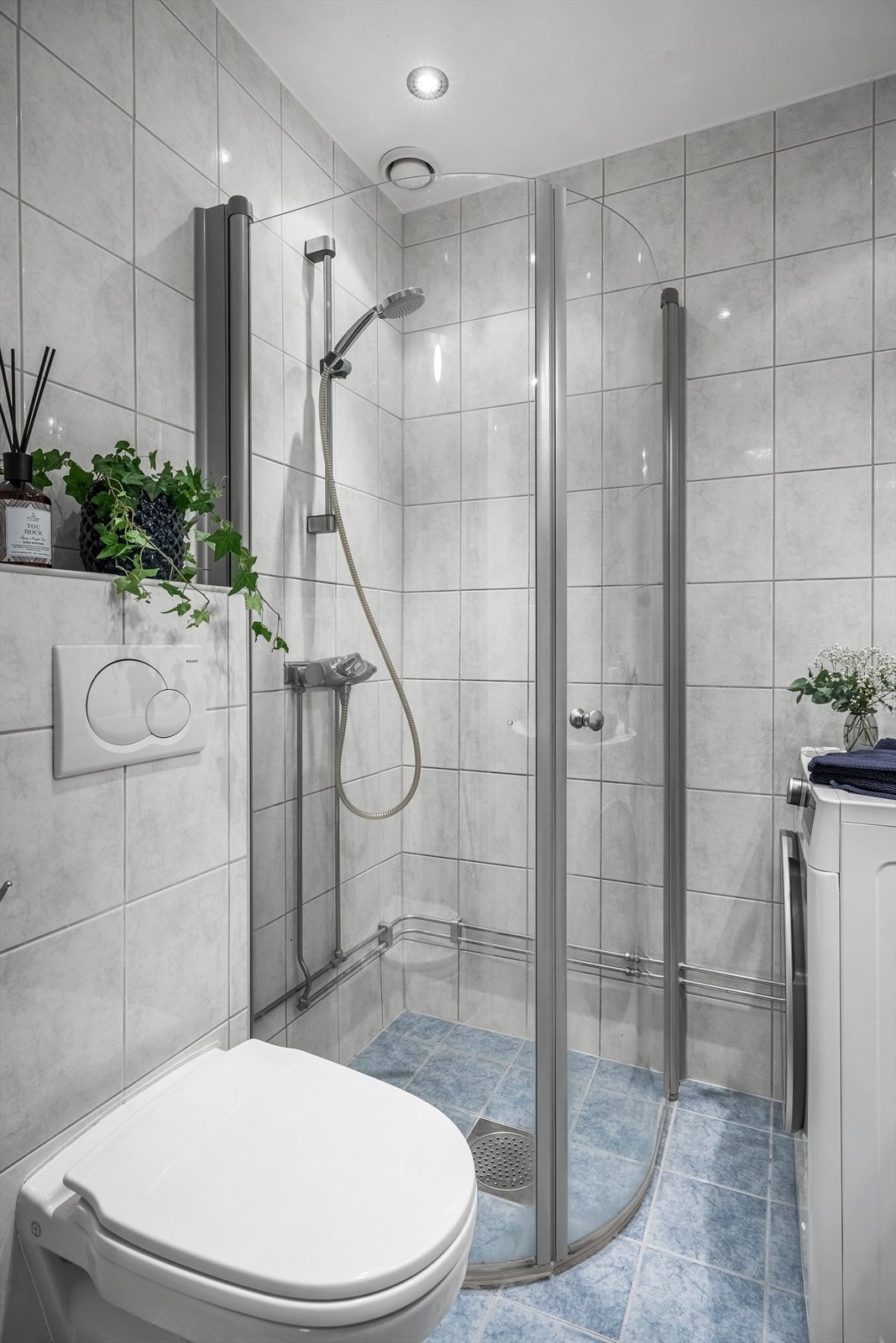 Bad fra 2006, pusset opp i regi av borettslaget. Galleribilde