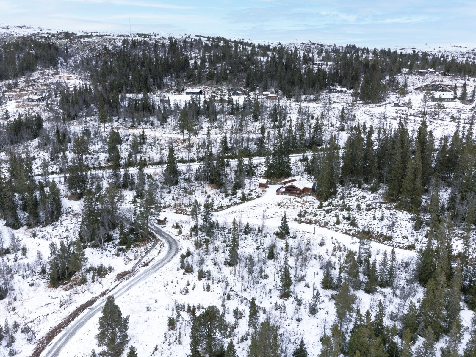 Tomtefelt A. Galleribilde