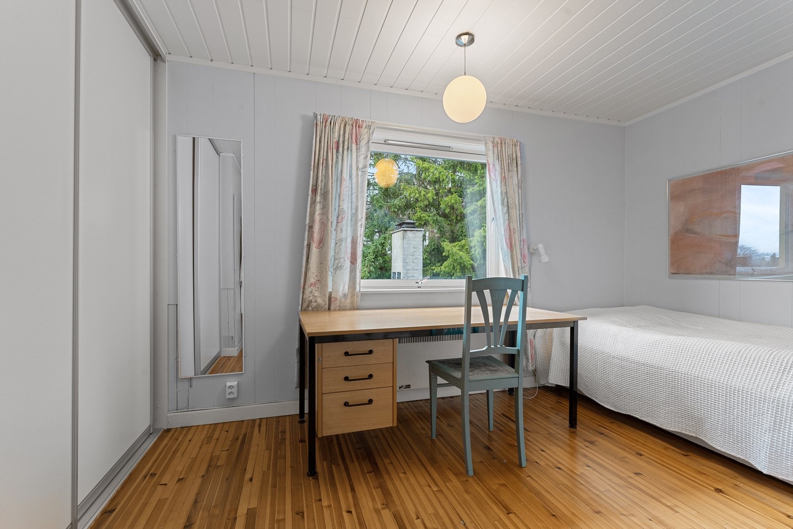 Soverom 2.etg. Galleribilde