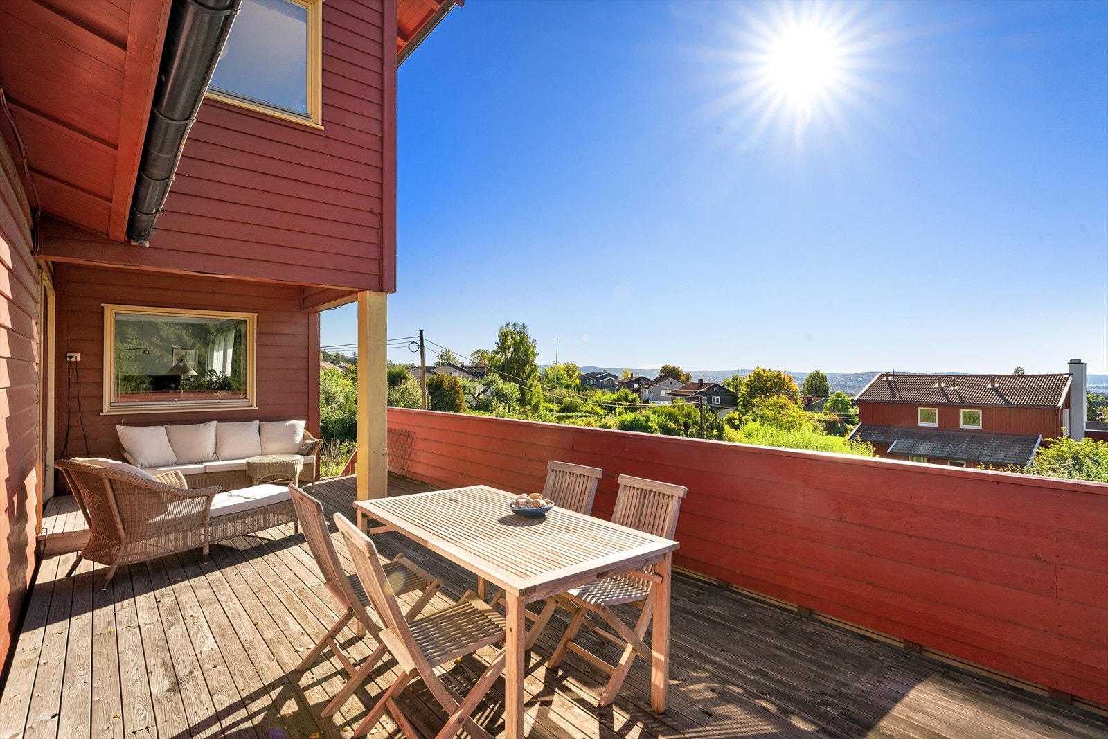 Fra boligen har man en fantastisk utsikt Galleribilde