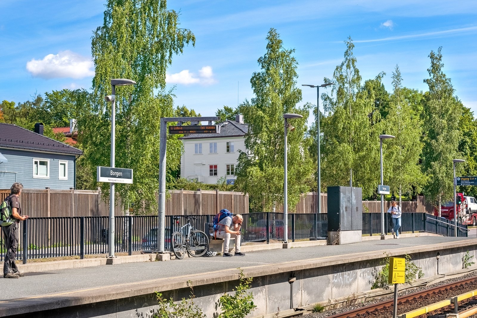 Ca. 450 meter til Borgen T-bane - Ca 750 meter til Vinderen T-bane Galleribilde