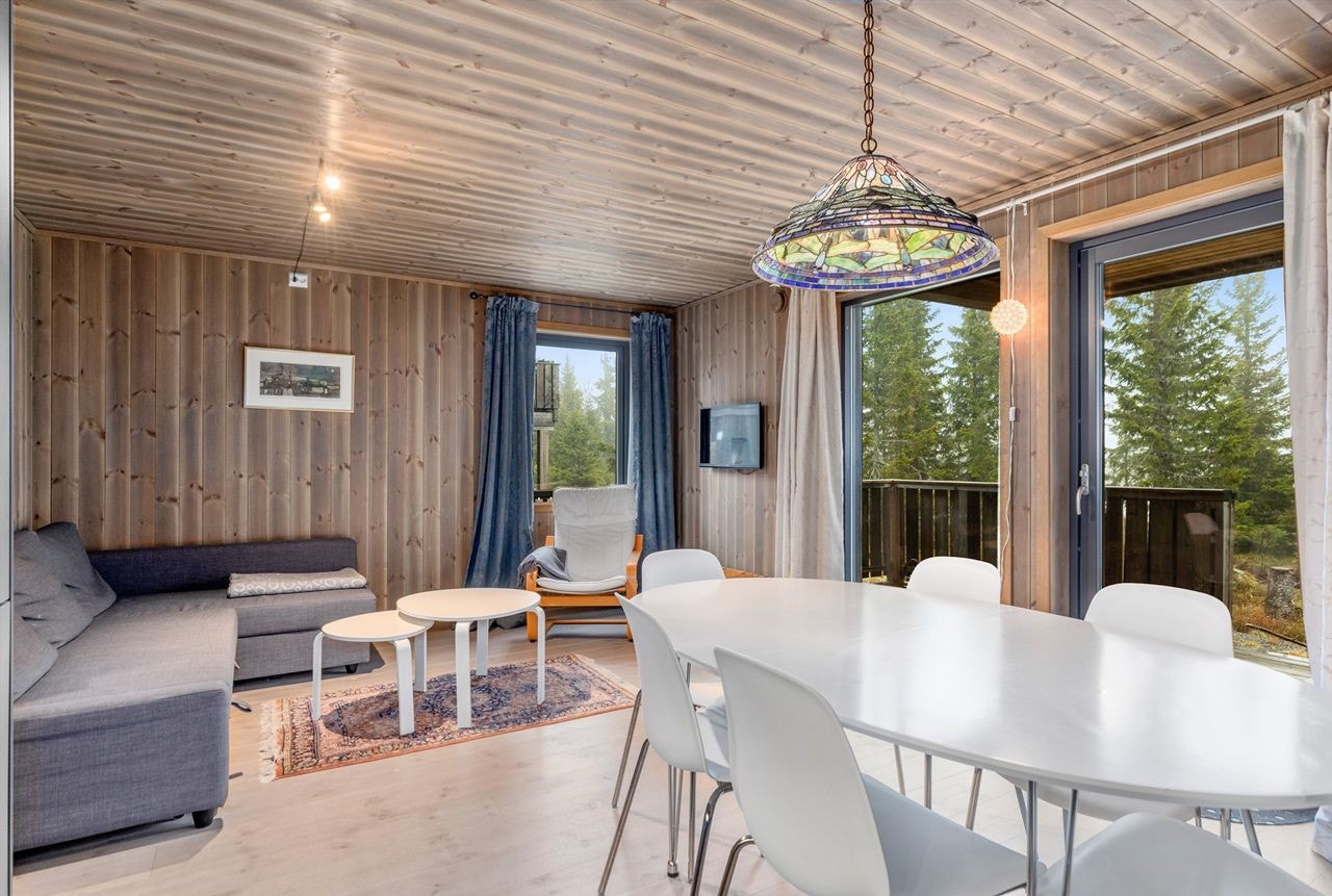 Leiligheten har et delikat fargevalg og oppleves som lun og hyggelig. Galleribilde