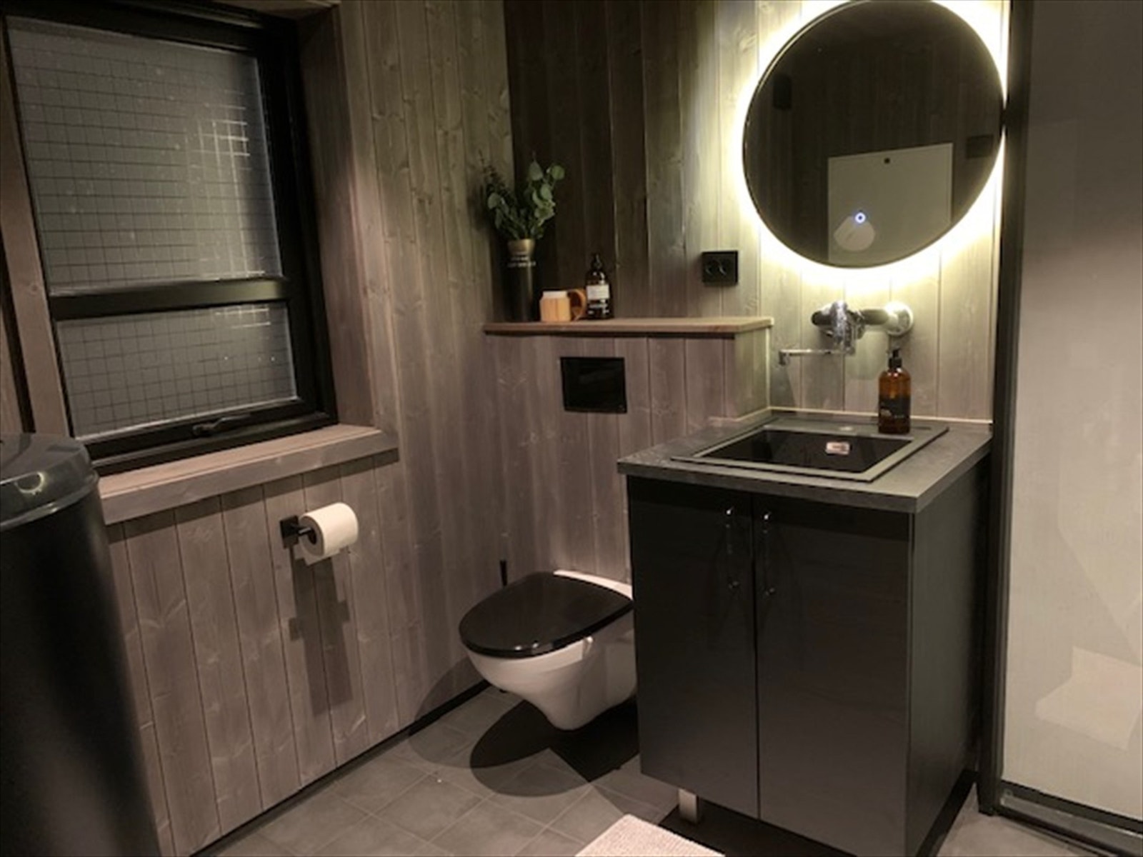 IMG_5577.jpg Galleribilde